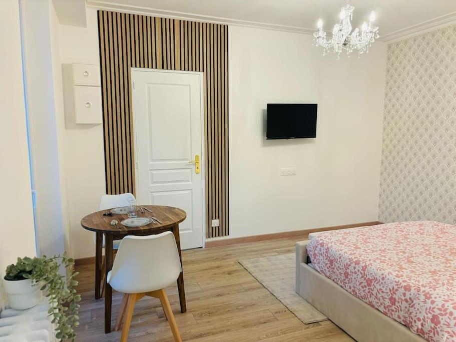 Le Royal, Proche Paris & Disney 诺伊斯·勒·格兰德 外观 照片